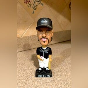 MLB bobblehead Mike Piazza
